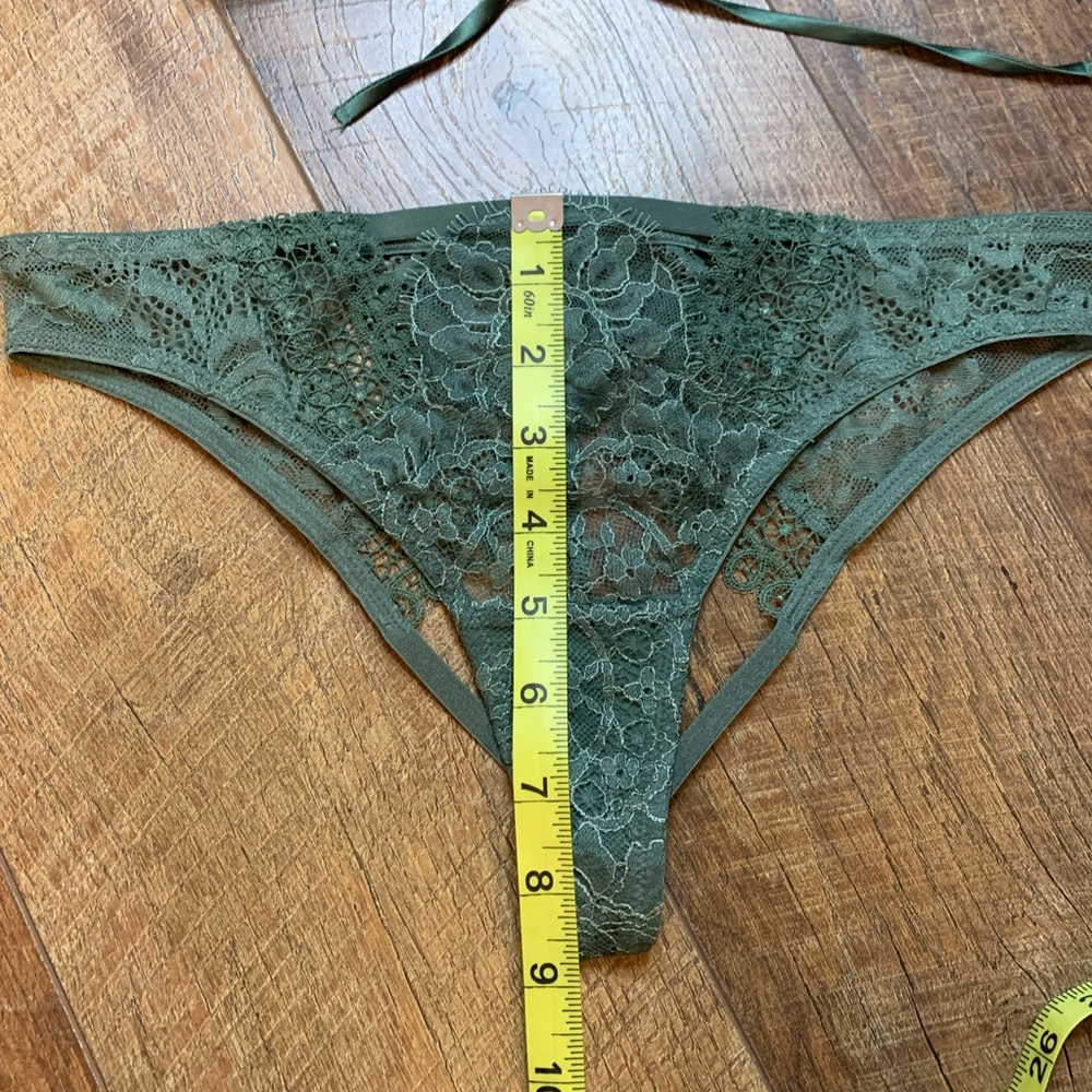 Nwot Vs Unlined Lace Bralette & Matching Panty - image 5